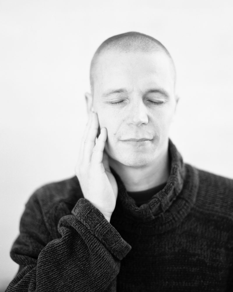 The newly discovered solo recording of Esbjorn Svensson is released on Nov 18 as an album "HOME.S" Новооткритият солов албум HOME.S на Есбьорн Свенсон излиза на 18.11.2022
