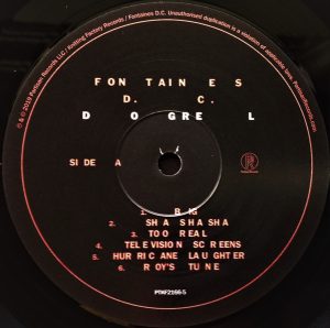 FONTAINES D.C. - DOGREL (LP) FONTAINES D.C. - DOGREL (LP)