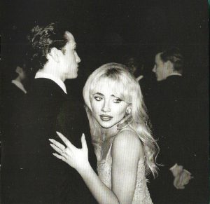 SABRINA CARPENTER - MAN'S BEST FRIEND (CD)